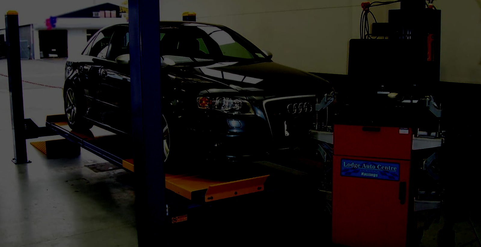 Interior of Hanson auto repair shop in Tushino with lifts and service bays
